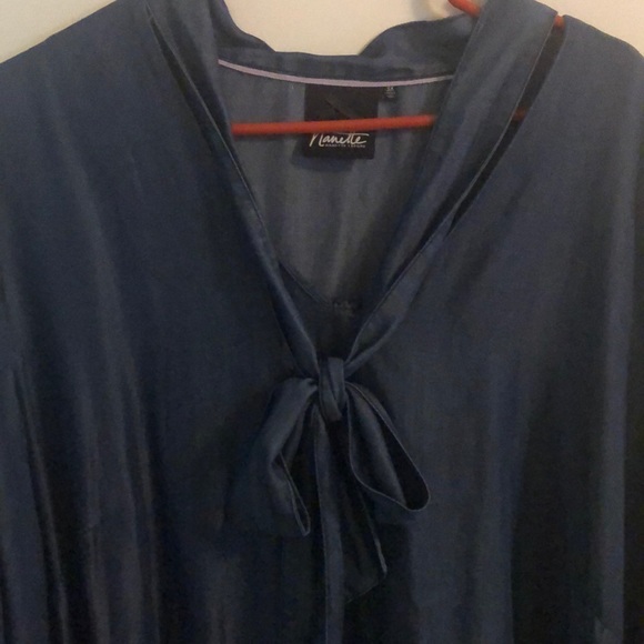 Chambray dress with neck tie - Picture 2 of 3